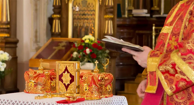 Священник объяснил, что означает сон, в котором покойный зовёт за собой