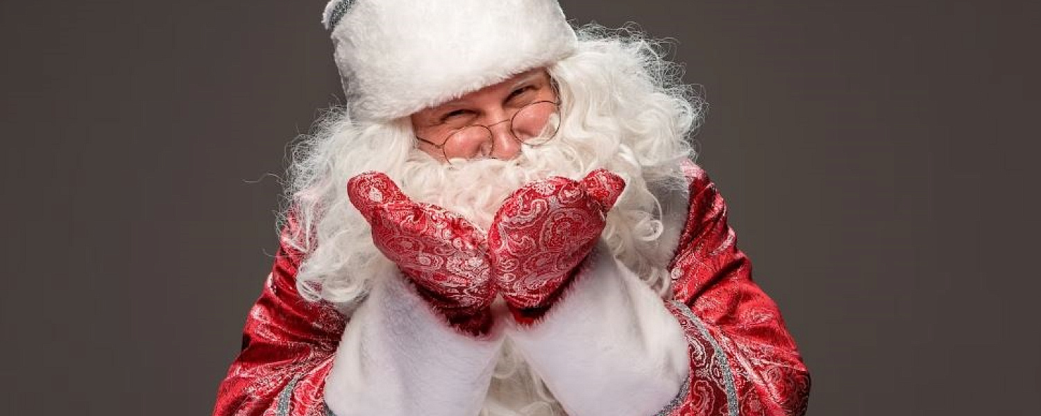 В Щёлкове заметили Деда Мороза, разъезжающего по городу на велосипеде